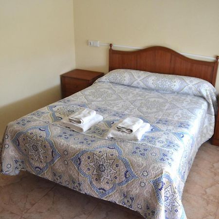 Hostal Galicia Villardefrades Exterior photo